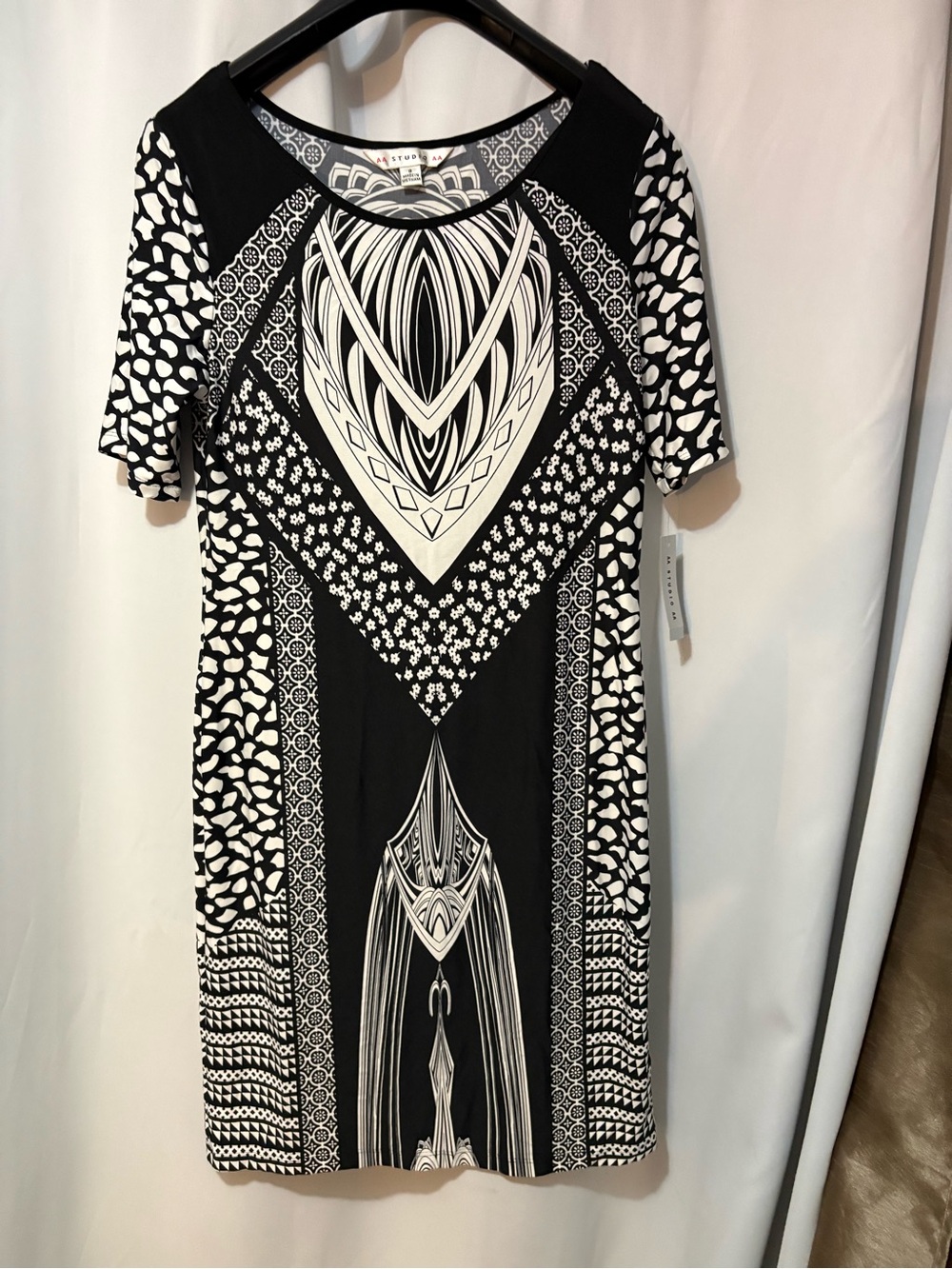 Aa Studio Black and White Graphic Shift Dress